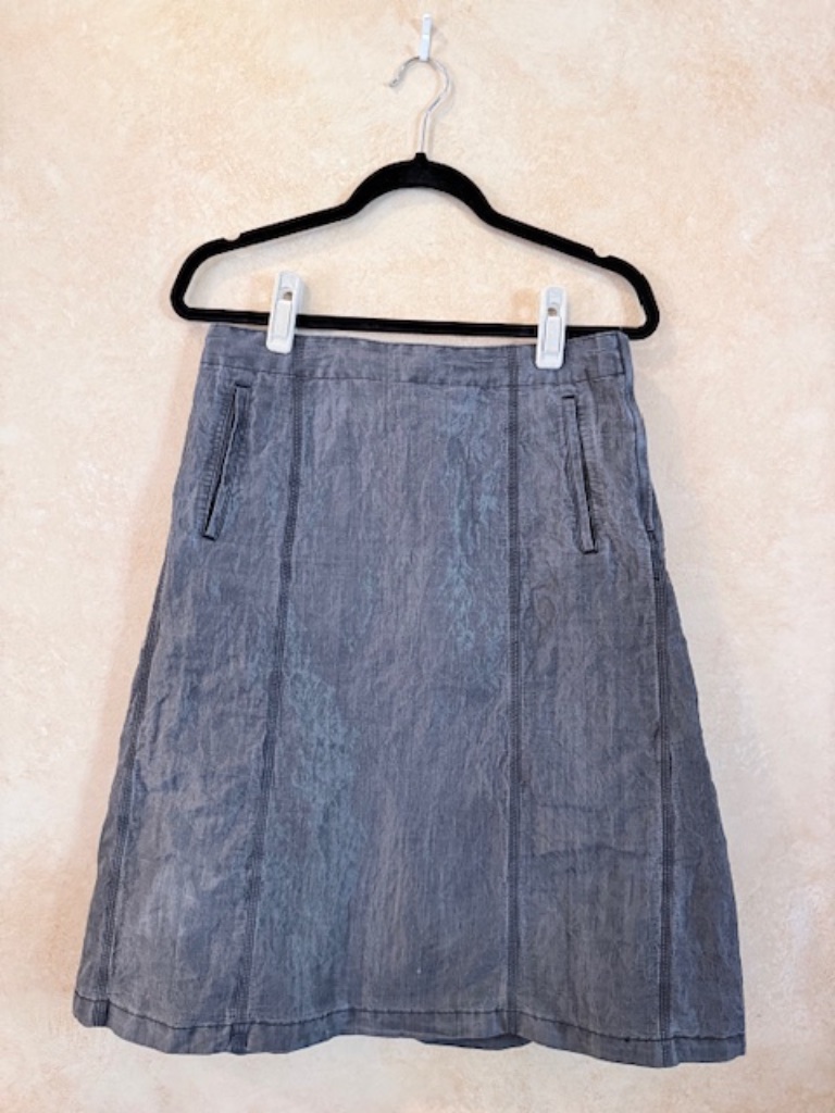 Issey Miyake Textured Grey Midi Skirt Womenâs Size Medium Vertical Seam Like N